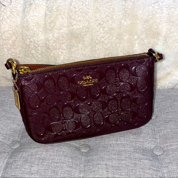 Coach Cross Body - Picture 5 of 8